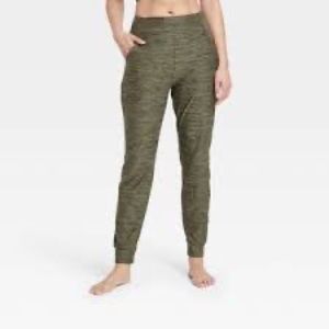 All in Motion Mid-Rise Soft Knit Active Jogger